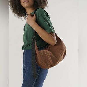Baggu *OG BROWN* Medium Crescent